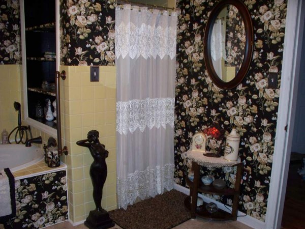 Bathroom Remodel - Princeton IL Contractor - vanity